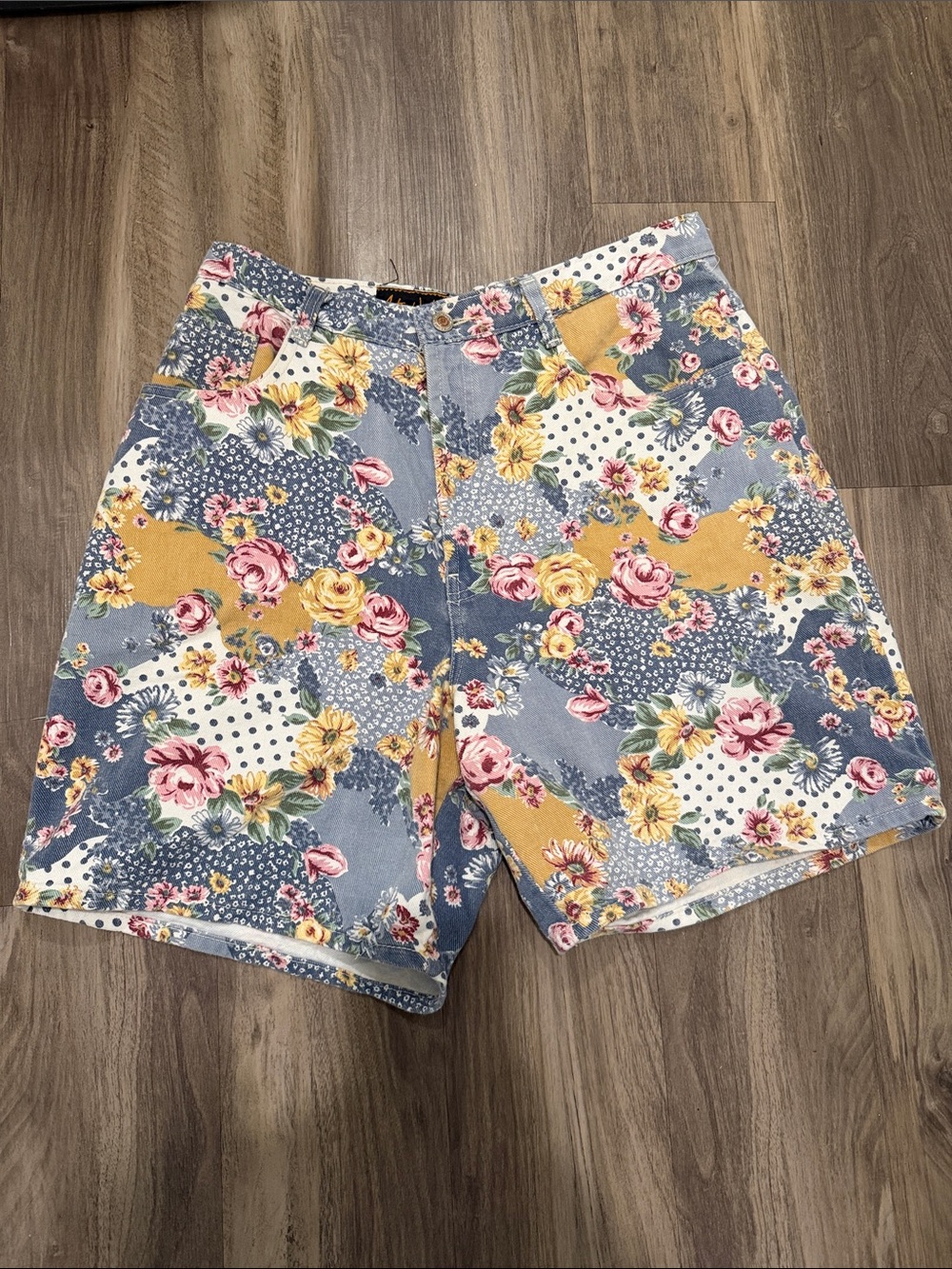 🌼 Vintage Action West Floral Patchwork High Waist Denim Shorts